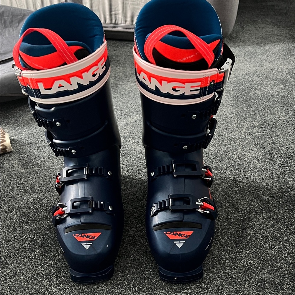 Lange electric blue and orange Ski Boots